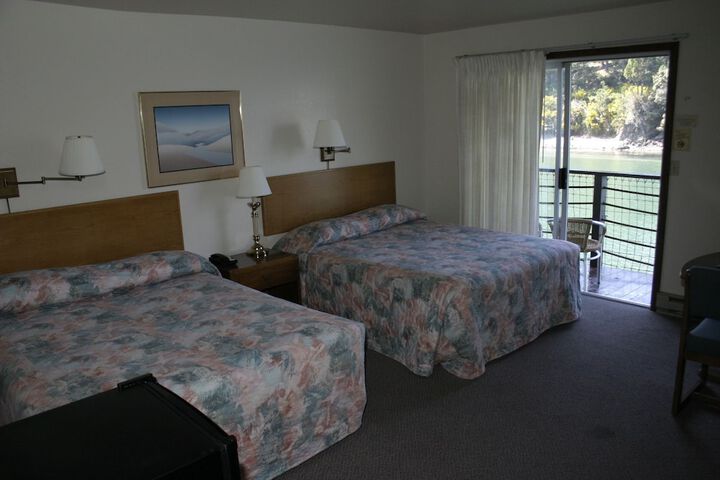 Room 10 of 30