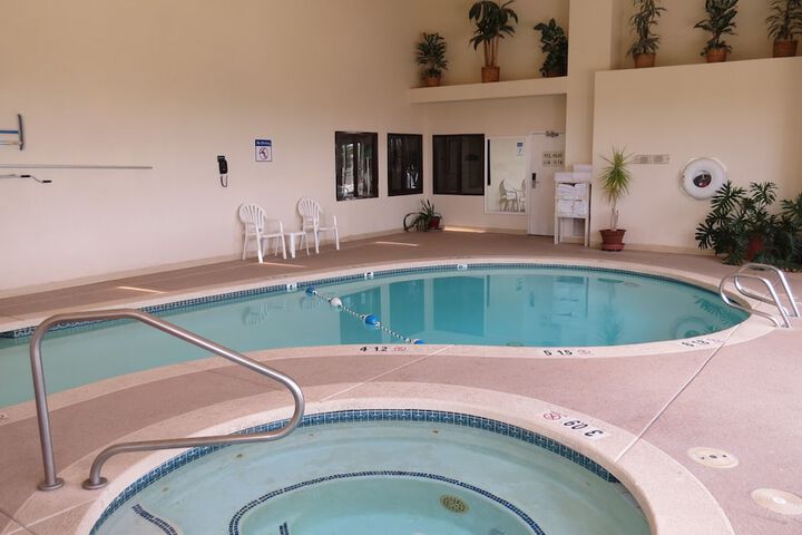 Baymont Inn & Suites by Wyndham