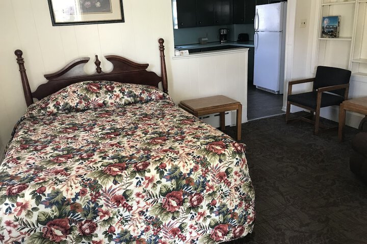 Room 54 of 76