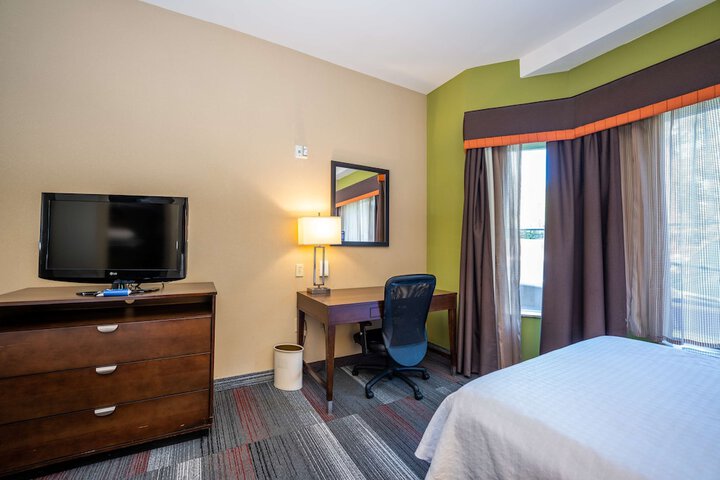 Room 18 of 39