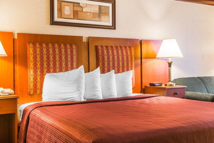 Quality Inn & Conference Center Brattleboro North