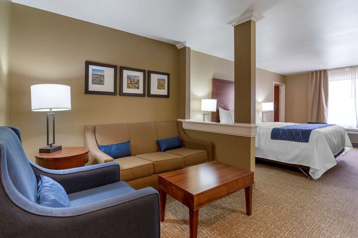 Room 5 of 39