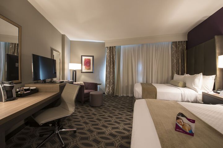 Room 51 of 80