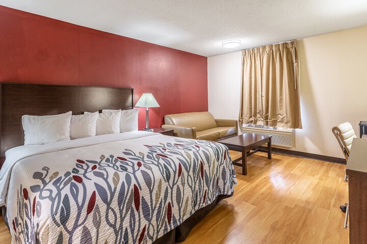 Room 16 of 35
