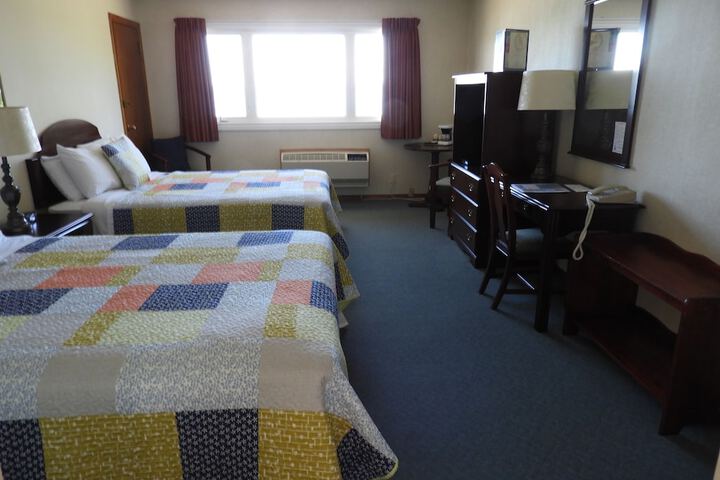 Room 37 of 99
