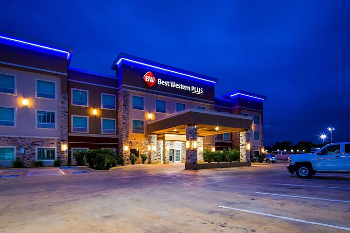 Best Western Plus Dilley Inn & Suites