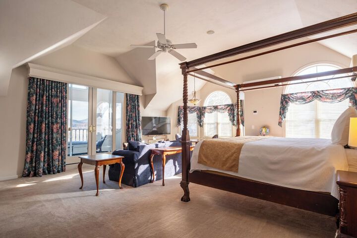 Nordic Village Resort