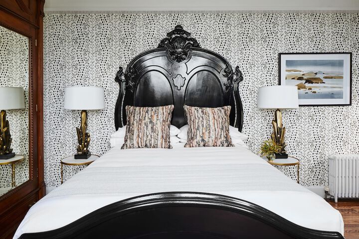 Room 15 of 78