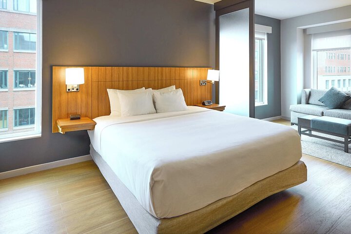 Hyatt Place Portland Downtown - Old Port Square