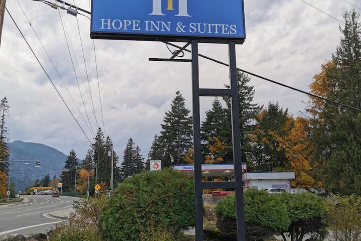 Hope Inn and Suites
