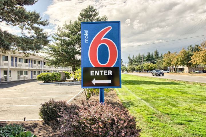 Hotel 2 of 24