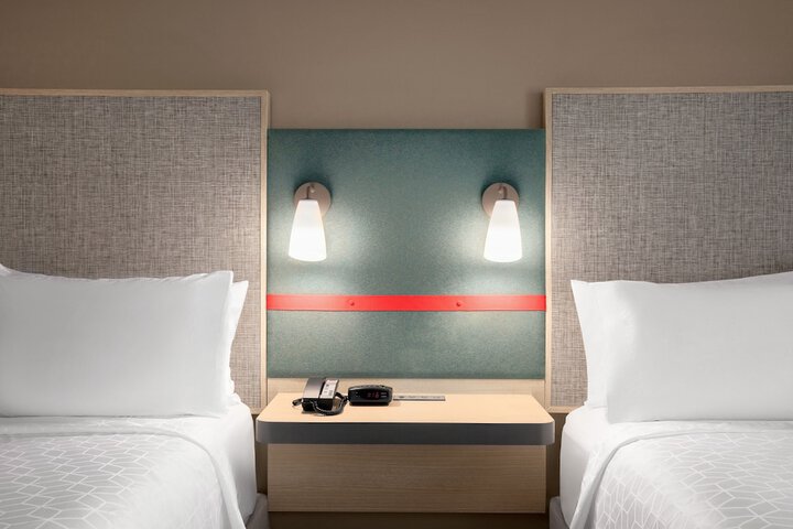 Room 19 of 54