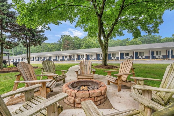 Starlite Resort