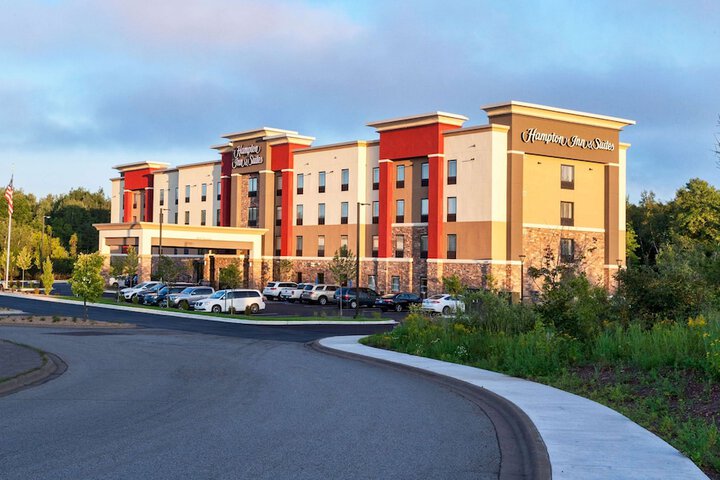 Hotel 2 of 34