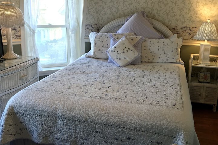Room 38 of 82