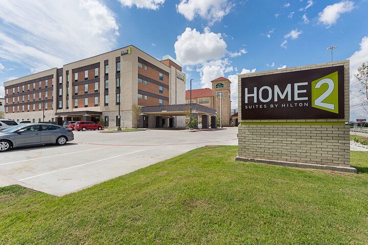 Home2 Suites by Hilton Dallas Grand Prairie