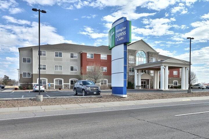 Holiday Express & Suites Portales by IHG