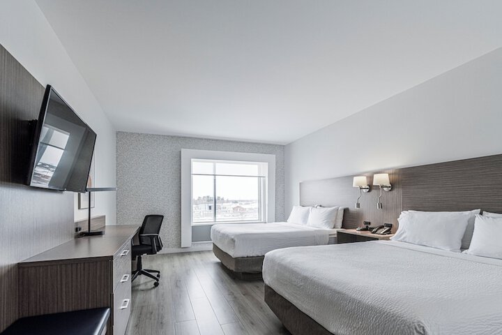 Room 16 of 26