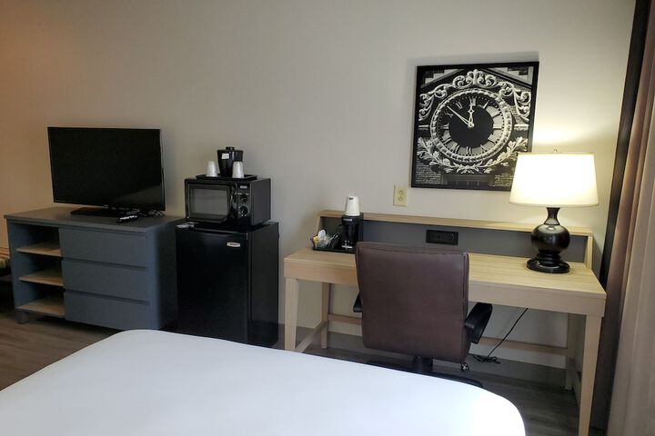 Country Inn & Suites by Radisson Buford at Mall of Georgia, GA