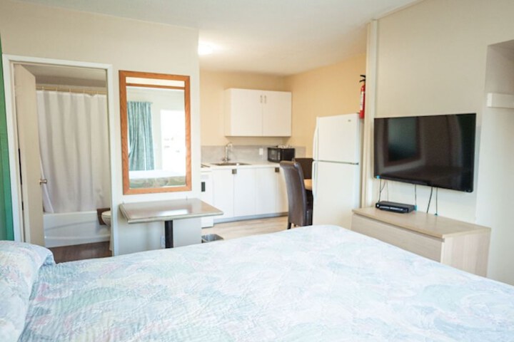 Room 25 of 62