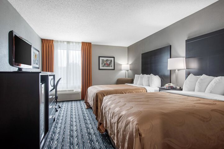 Quality Inn & Suites Brownsburg - Indianapolis West
