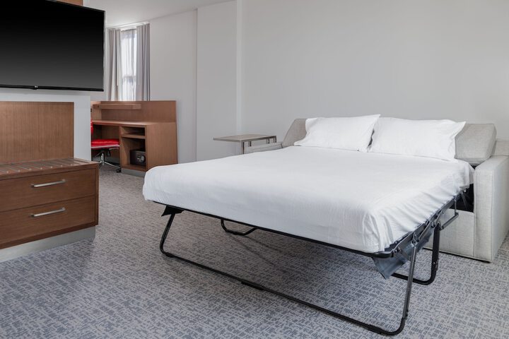 Room 30 of 53
