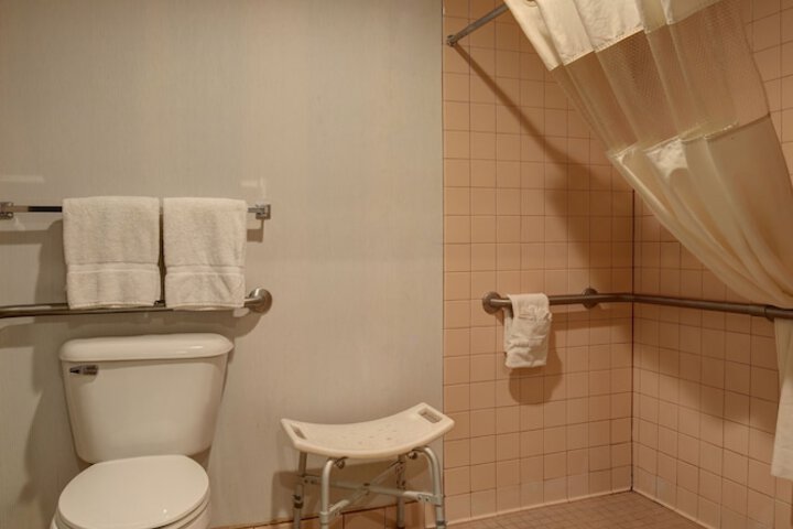 Room 15 of 26