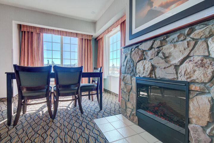 Holiday Inn West Yellowstone by IHG.