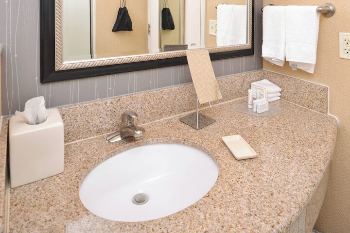Courtyard by Marriott Pittsburgh Monroeville