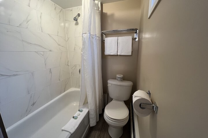 Room 137 of 153