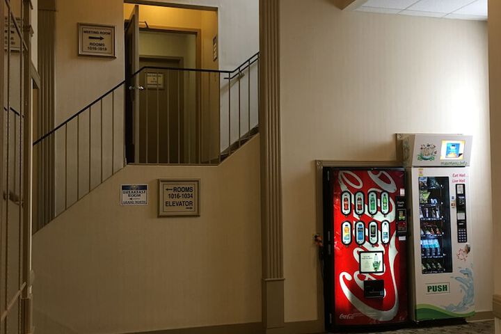Hotel Interior 6 of 29