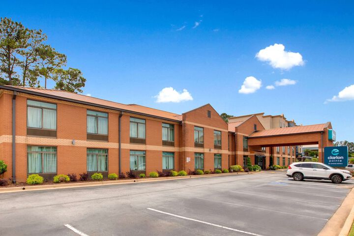 Hotel 8 of 67