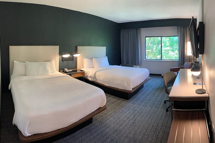Room 34 of 61