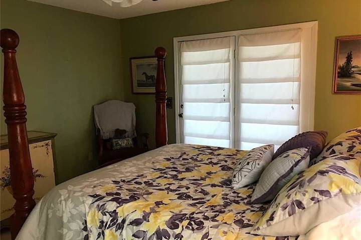 Room 21 of 63