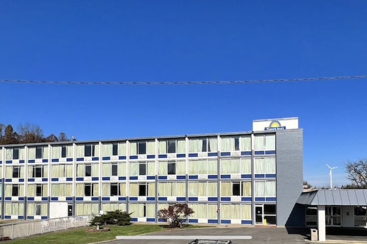 Hotel 2 of 21