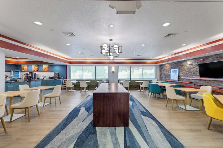 Comfort Inn & Suites Rapid City near Mt. Rushmore