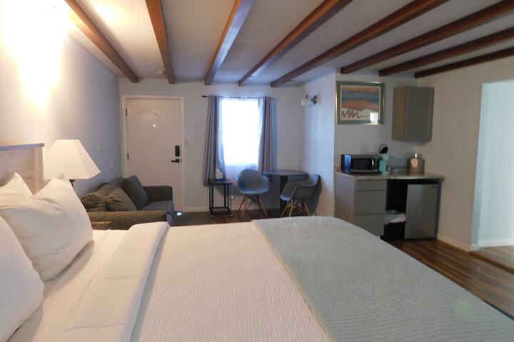 Room 68 of 125