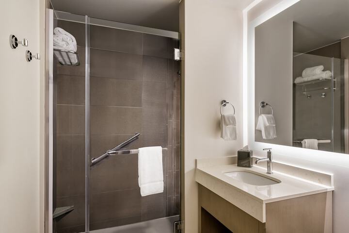 Hyatt House Rochester / Mayo Clinic Area