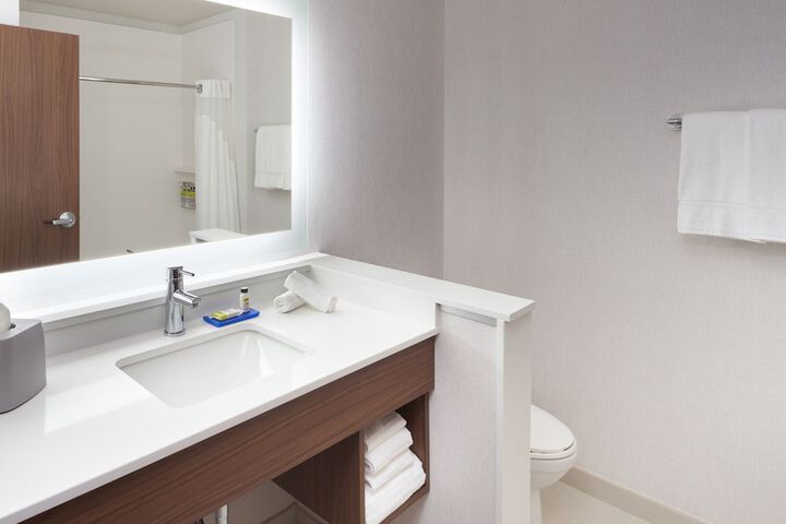 Holiday Inn Express Doral Miami by IHG