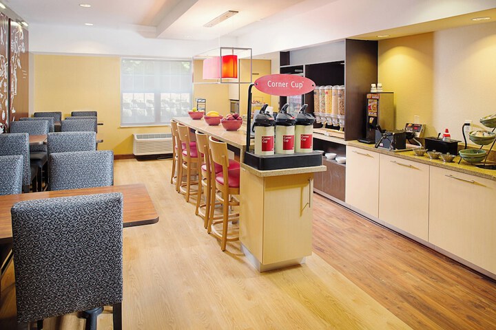 TownePlace Suites by Marriott Manchester