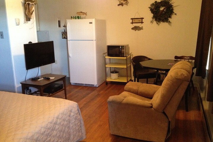 Room 12 of 21