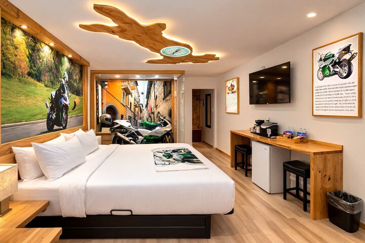 Motorcycle Inn