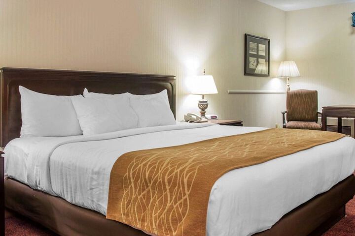 Comfort Inn Lakeside