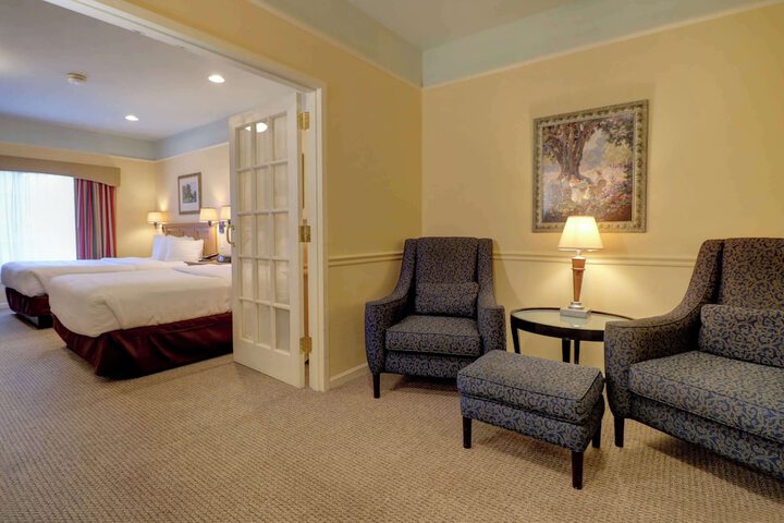 Room 36 of 142