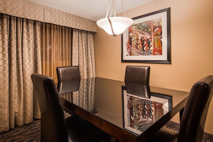 Room 11 of 20
