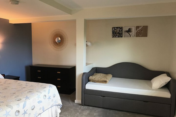 Room 34 of 66