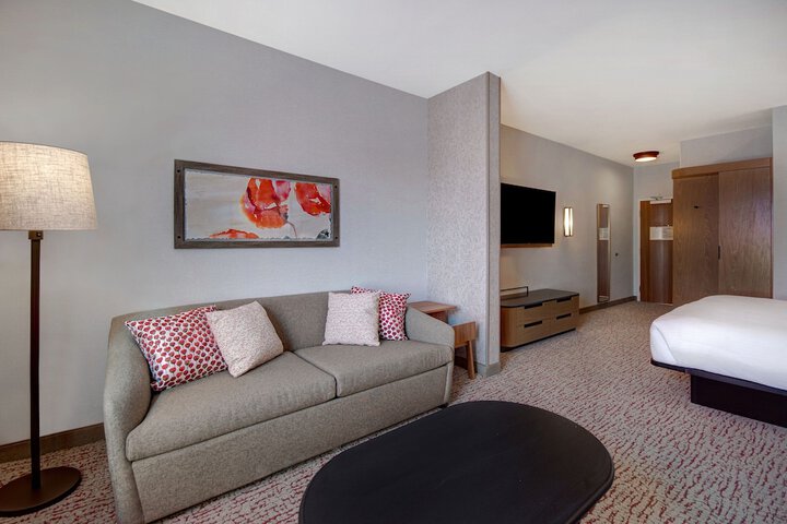 Room 20 of 37