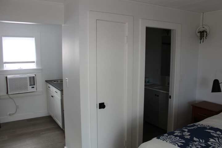 Room 52 of 87