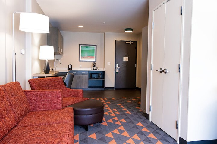 Room 28 of 89