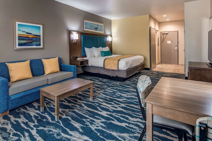 Room 14 of 25